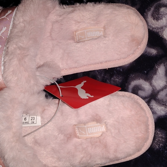 Puma fluff remix flippers women size 6 color pink - Picture 5 of 5
